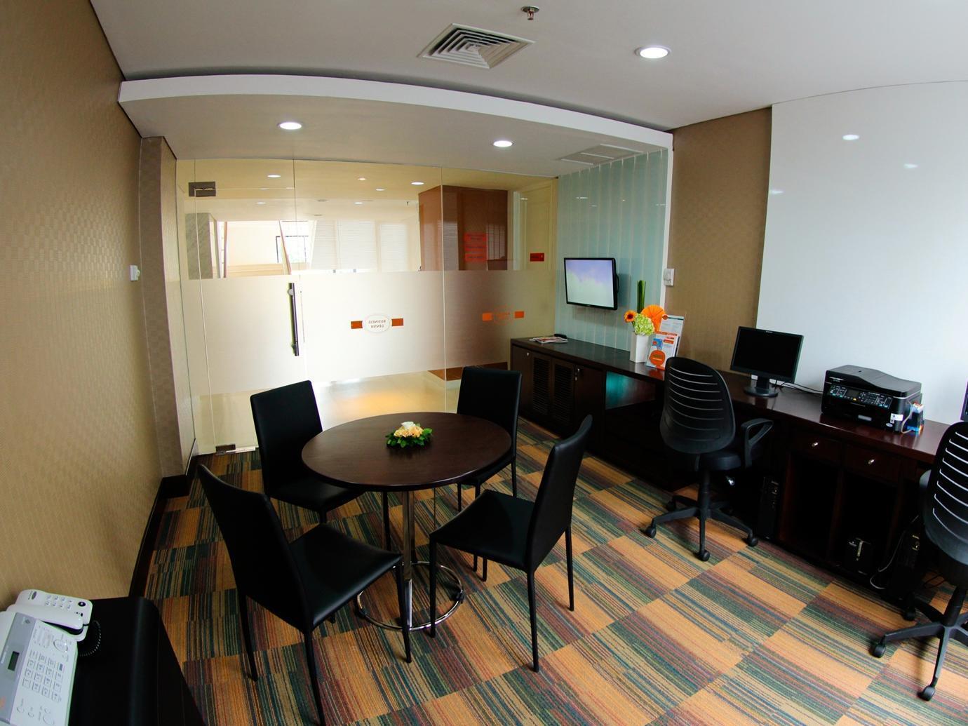 Harris Hotel & Conventions Маланг Экстерьер фото
