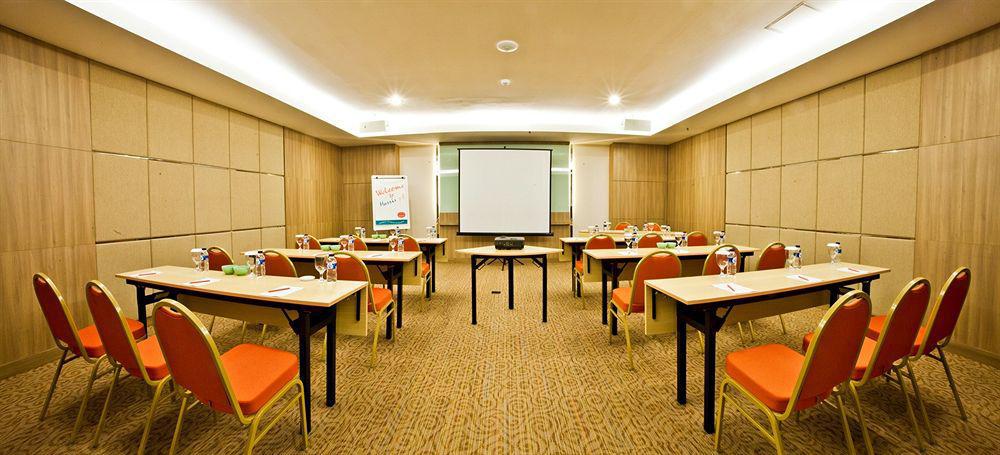 Harris Hotel & Conventions Маланг Экстерьер фото